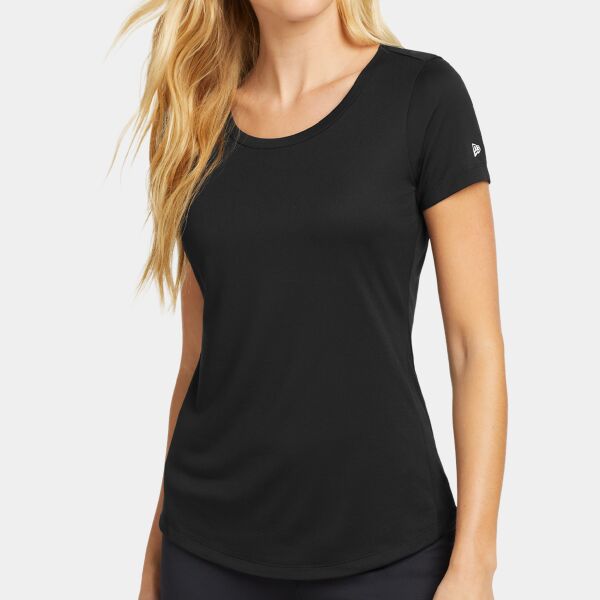 Women's Series Performance Scoop Tee Thumbnail
